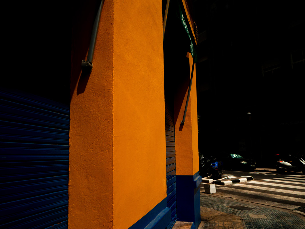 Citylife streetphotography Colors